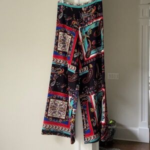 RARE ALICE +OLIVIA WIDE LEG FUN PANTS